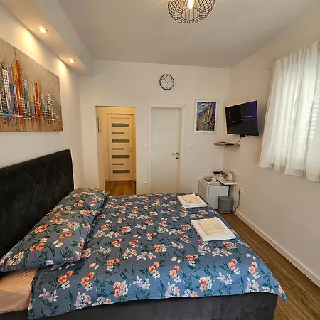 Ela Accommodatie bij particulieren